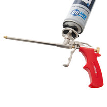 Exact design and colour of applicator gun may vary