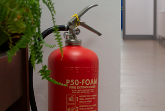 P50 service-free fire extinguisher features